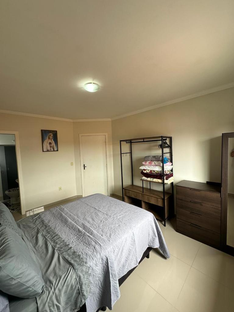 Edésia B-303 - Dois Dormitórios - 1 * Florianópolis